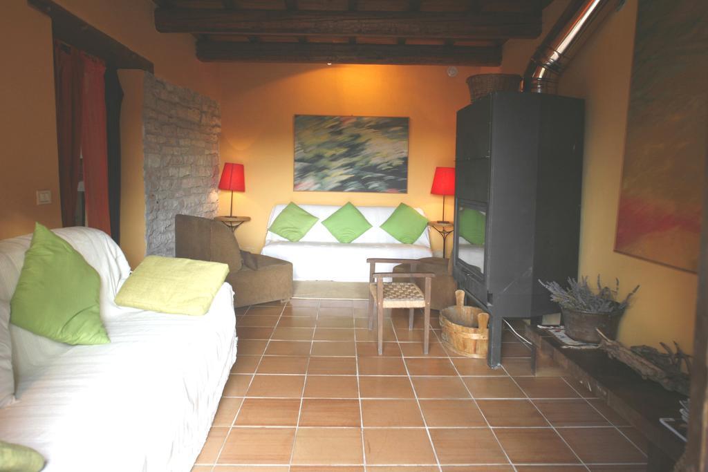 Agriturismo Il Fienile Di Ca Battista 카글리 외부 사진