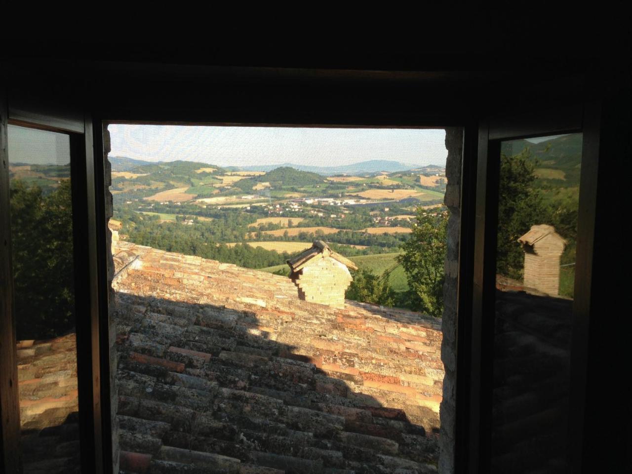 Agriturismo Il Fienile Di Ca Battista 카글리 외부 사진